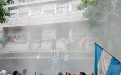 Graves incidentes en la sede de la UTA: hay ocho heridos