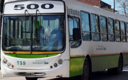 Limitaciones en el transporte: ya no se podrá viajar parado en colectivos y trenes