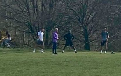 Escrachan a Mourinho y a tres jugadores del Tottenham violando la cuarentena para entrenar en un parque