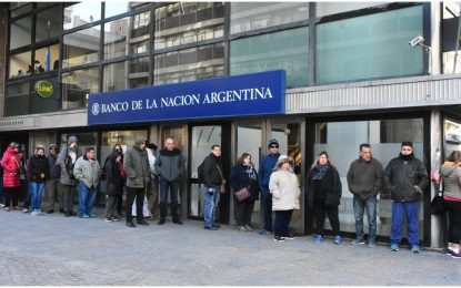Vuelven a abrir los bancos: quiénes pueden ir y cómo es la nueva modalidad de atención