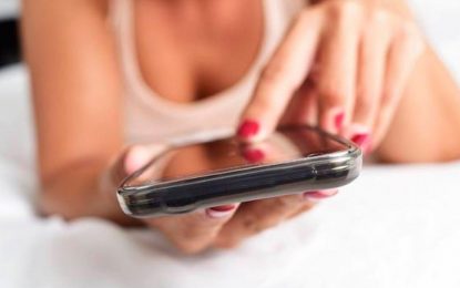 El Gobierno recomienda el sexo virtual para no romper el aislamiento