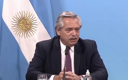 Alberto Fernández: «Voy a vacunarme antes que nadie para que nadie tenga miedo»