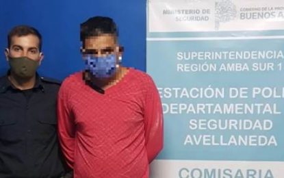 Encontró al amigo teniendo sexo con su mujer y lo mató a fierrazos