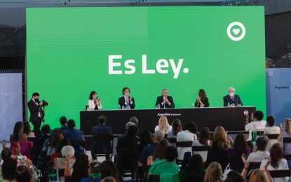 Alberto Fernández promulgó la ley de Interrupción Voluntaria del Embarazo