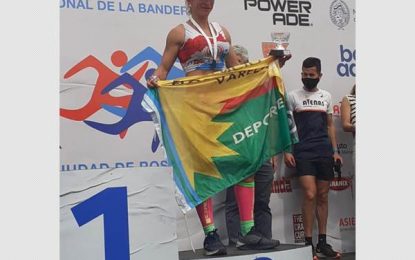 Gran actuación de deportistas varelenses en atletismo y hockey