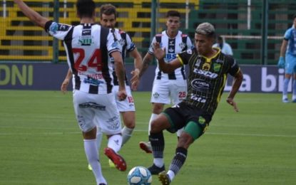 Defensa y Justicia y Central Córboba igualaron en Varela