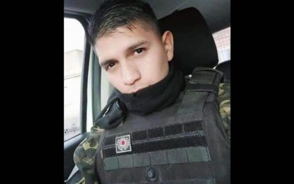 Mataron a un policía de 23 años cuando intentó identificar a un grupo de hombres