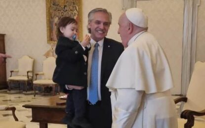 Alberto Fernandéz visitó al Papa en el Vaticano