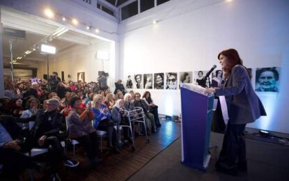 Mayra Mendoza acompañó a Cristina Fernández de Kirchner en un nuevo acto de inauguración