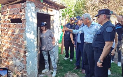 Patricia Bullrich y el jefe de la Policía Federal participaron de la demolición de dos bunkers