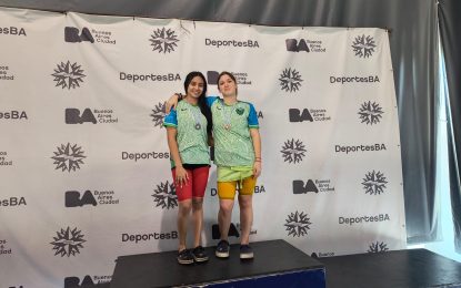 #Natación | Podio para atletas varelenses en una competición bonaerense