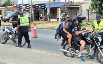Secuestraron 62 rodados en operativos de interceptación vehicular en barrios varelenses