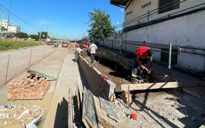#FlorencioVarela | Continuó la obra de acceso peatonal en la estación de trenes Dante Ardigó