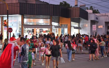 El Paseo de Navidad, un impulso a la economía varelense