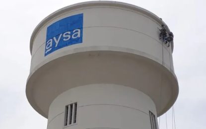 Reclamos a AySA por la falta de agua en Florencio Varela