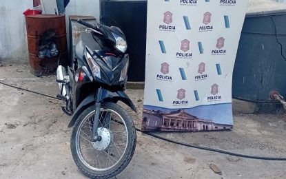 #FlorencioVarela | Interceptan una moto sin patente y descubren que tenía pedido de robo