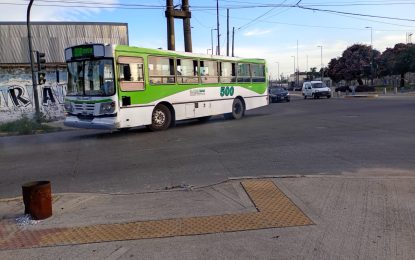 San Juan Bautista continúa operando las líneas comunales mientras avanza la transición del servicio en Florencio Varela