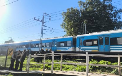 #Claypole | Un hombre murió tras ser arrollado por un tren del Roca