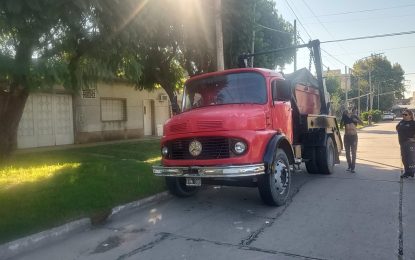 El Municipio de Quilmes infraccionó a un camión con una carga ilegal de tierra