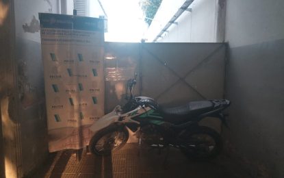 #FlorencioVarela | Tenían una moto robada y la escondieron entre pastizales: dos menores demorados