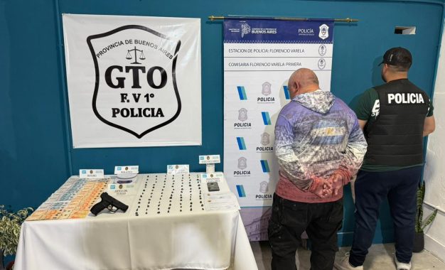 Detuvieron a un hombre con droga lista para la venta tras un allanamiento en Florencio Varela