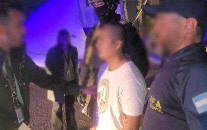 La Policía Federal extraditó a «Pequeño J», acusado del triple femicidio de Florencio Varela
