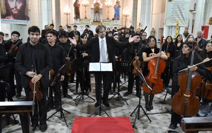 #FlorencioVarela | Noche de música clásica en la parroquia San Juan Bautista