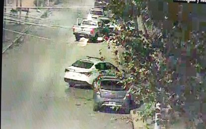 Accionar policial culminó con dos detenidos por robo y daños a vehículos en la vía pública