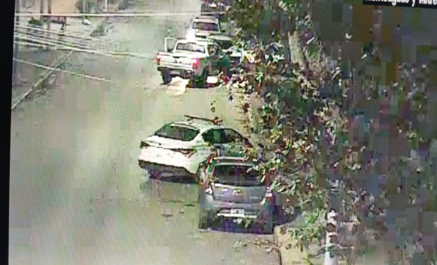 Accionar policial culminó con dos detenidos por robo y daños a vehículos en la vía pública