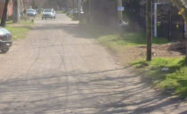 Nuevo asfalto en Villa Vatteone con recursos municipales
