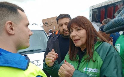 ATE Quilmes denunció que mantuvieron retenidos durante horas a micros que viajaban a la Marcha Federal por la Salud