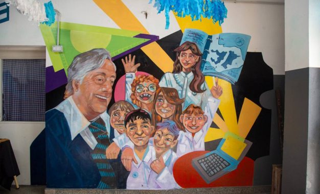 #Quilmes | La Escuela Secundaria Nº19 ahora lleva el nombre de Néstor Carlos Kirchner