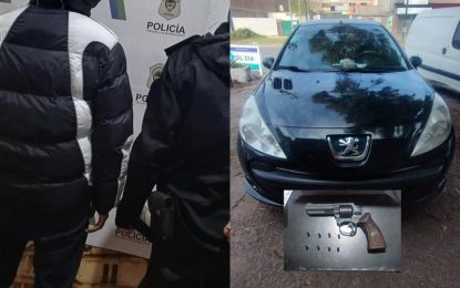 #FlorencioVarela | Fue a un boliche, perdió las llaves del auto, llamó a su madre y le encontraron un arma