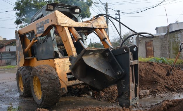 #FlorencioVarela | Avanzan trabajos viales en Ricardo Rojas, El Rocío y La Sirena
