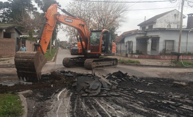 Labores de mantenimiento y mejoras en barrios varelenses