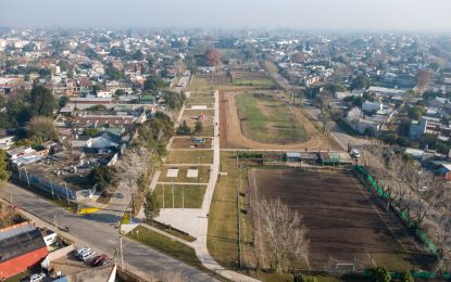 Andrés Watson constató las labores para un nuevo parque en Florencio Varela