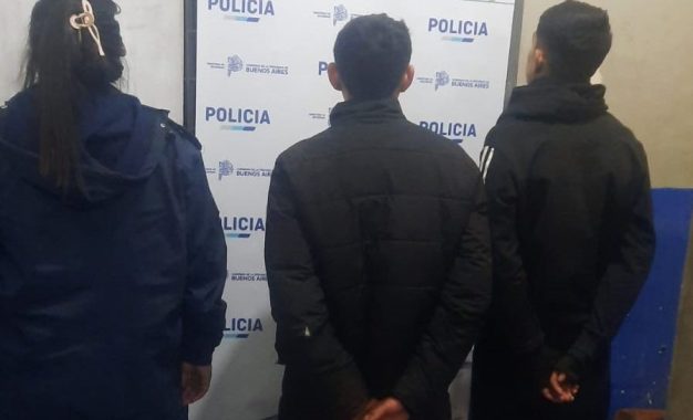 #FlorencioVarela | Escaparon de un control, descartaron un cuchillo y fueron detenidos