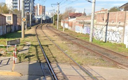 Un hombre murió tras ser embestido por una formación del Tren Roca en Quilmes