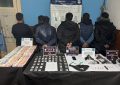 Desbarataron un presunto punto de venta de drogas: cinco aprehendidos y armas secuestradas