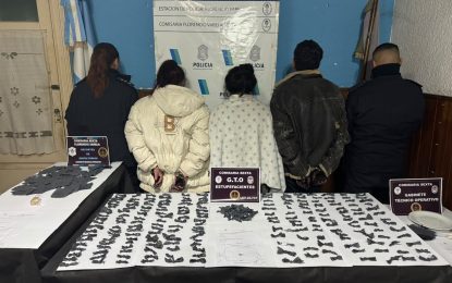 Allanaban una casa por una denuncia de abuso de armas y encontraron droga lista para la venta