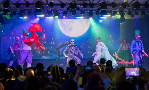 ”El extraño mundo de Jack” deslumbró al público con su puesta en escena