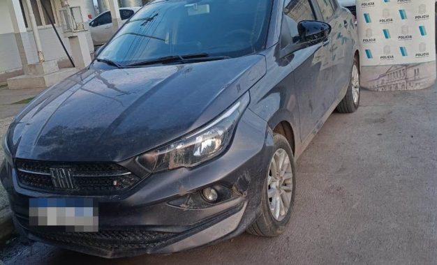 Dos jóvenes fueron detenidos con un revólver en Florencio Varela