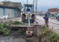 Trabajos de servicios públicos en barrios varelenses después del temporal