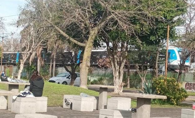 Una mujer murió tras ser embestida por una formación del Roca en Quilmes