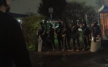 Buscaban objetos robados en Ingeniero Allan: secuestraron droga y un arma durante seis allanamientos