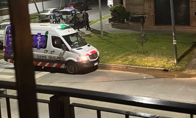 Murió un jubilado durante una entradera en Quilmes y buscan a cinco sospechosos