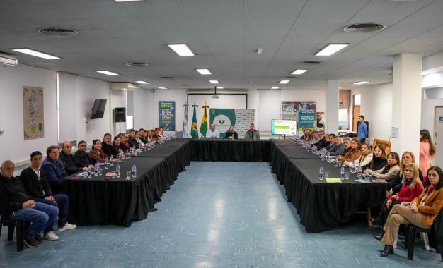 Andrés Watson convocó a su gabinete para planificar acciones preventivas y protocolos de acción ante el fenómeno de “El Niño”