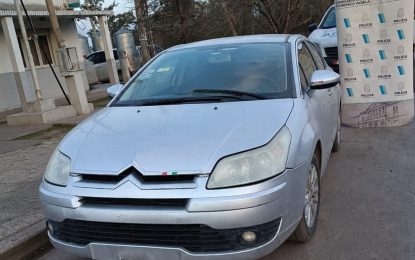 Recuperaron en Florencio Varela un auto robado a un conductor de Didi y hallaron tres patentes con pedido de secuestro