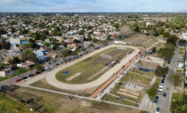 Nueva pista de atletismo en Florencio Varela