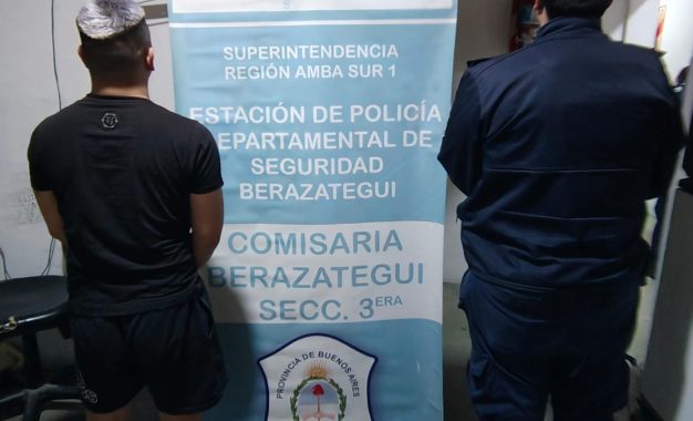 Allanaron una vivienda en Berazategui y secuestraron cocaína, un arma y más de 100 municiones